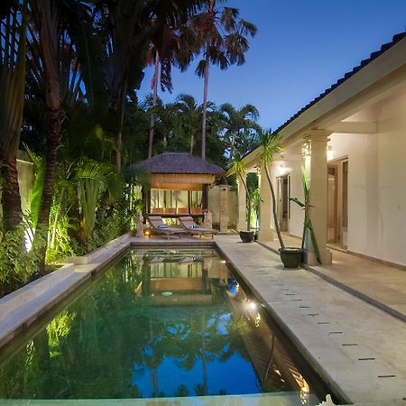 Bali Holiday Villas - La Playa Seminyak  Exterior photo