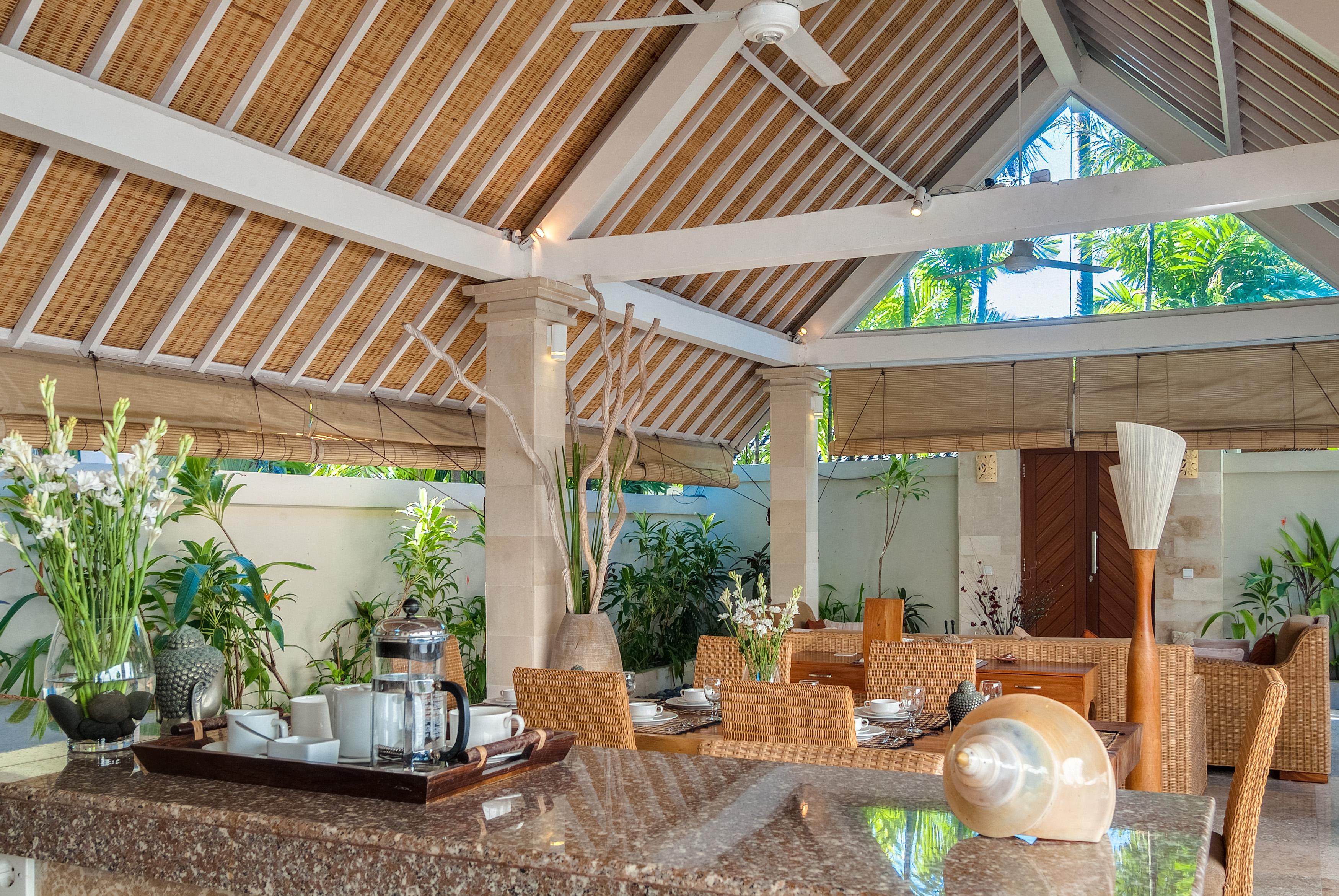 Bali Holiday Villas - La Playa Seminyak  Exterior photo