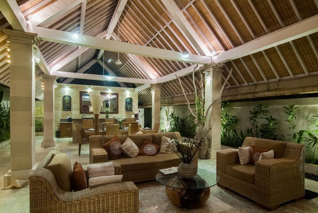 Bali Holiday Villas - La Playa Seminyak  Exterior photo